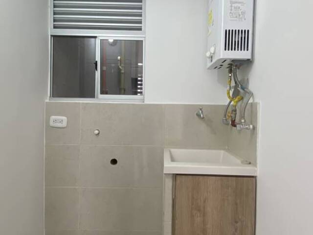 #4168 - Apartamento para Alquiler en Bogotá - DC