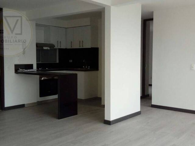 #4219 - Apartamento para Venta en Bogotá - DC - 2